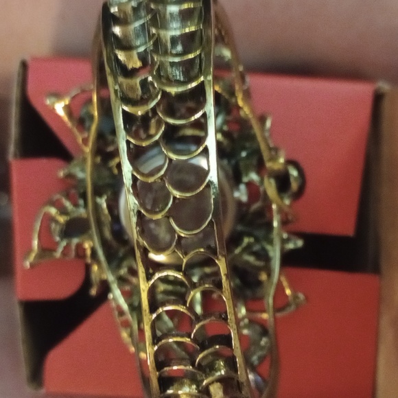 Watch - Picture 2 of 2